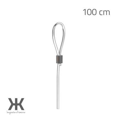 Loop Hanging Wire 100 cm også kaldet løkkeophæng eller gallerisnor, er en gennemsigtig nylonline med en tykkelse på 2,0 mm, som er forsynet med en løkke. Denne Løkke Nylonline 100 cm bruges til at hænge billeder eller kunstværker op med og er ideel at bruge til udstillinger, sammen med vores messekroge Flex 11-30 mm, 16 mm, 21 mm, 31 mm eller vores sliderkroge og S-kroge. Nylonlinen understøtter værker på op til 20 kg og findes i flere længder: 100 cm, 150 cm, 200 cm, 250 cm og 300 cm. <br><br> <b>Tilbehør som passer til Løkke Nylonline 100 cm?</b><br> Nylonlinen Loop Hanging Wire 100 cm passer perfekt sammen med alle vores billedkroge. Billedkrogene findes i flere forskellige udgaver, se for eksempel vores populære Picture Hook (5 kg) eller Picture Hook (15 kg). 